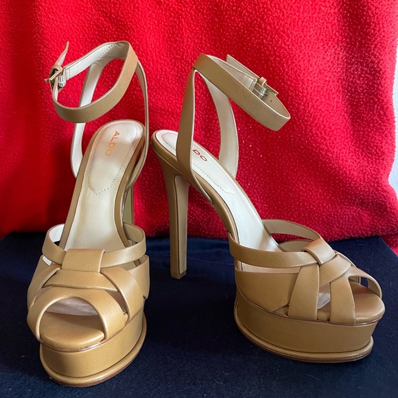 ALDO heels. Size 8. Color: tan neutral - Picture 1 of 5